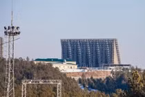 Lo sợ chiến tranh, Nga tăng cường “tai mắt” ở Kaliningrad bằng trạm radar “hàng khủng“