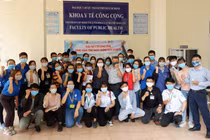 Hàng ngàn sinh viên y khoa ra quân phòng chống Covid-19