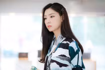 Vừa nhận miếng chân gà từ bố vợ tương lai, bạn trai bất ngờ hất ra