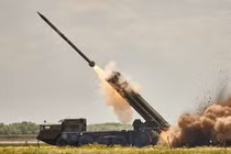 Ukraine thử thành công tên lửa Vilkha-M cực mạnh... Nga cũng phải giật mình