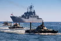 Sức mạnh "bách chiến bách thắng" của Hải quân Đánh bộ Nga sau 315 năm 