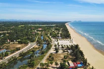 Khu du lịch biển Xuân Thành nổi tiếng giờ hoang tàn, thành nơi chăn dê