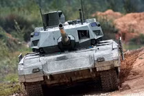 Thay đổi lớn trên xe tăng Armata của Nga: Trọng pháo 152mm bị loại bỏ