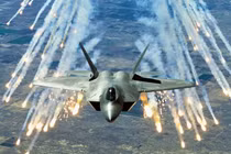 Tiêm kích F-22 đâm xuống đất, Không quân Mỹ thiệt hại nặng