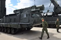 Vì sao hệ thống phòng không Antey-4000 của Nga bỗng trở thành "hàng hot"?