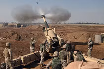 Phiến quân Syria làm cách nào để sỡ hữu lựu pháo hạng nặng M198 của Mỹ? 