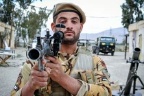 Trang bị, vũ khí nhái Liên Xô "rẻ mà chất" của lính biệt kích Iran 