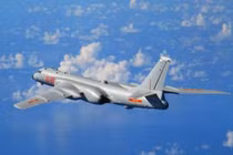 Nghi ngờ Trung Quốc đưa máy bay ném bom H-6K đến biên giới Ấn Độ 