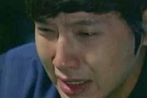 Rụng rời chân tay phát hiện bí mật "động trời" trước tấm bia mộ của vợ cũ