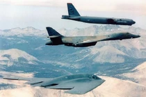 Bộ ba B-1B, B-2 và B-52 của Mỹ sẽ được triển khai khắp toàn cầu