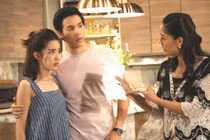 Biến vợ thành bản sao của mẹ chồng