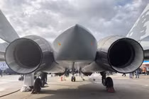 Chưa vội sản xuất hàng loạt, Nga muốn tiếp tục nâng cấp tiêm kích Su-57 