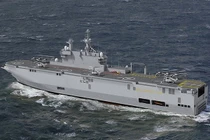 Tranh cãi nghi vấn Nga ăn cắp thiết kế tàu đổ bộ Mistral của Pháp