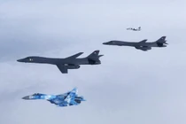 Đánh chặn máy bay Mỹ rất tốn kém: Ngân sách quốc phòng Nga báo động! 