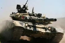Phiến quân HTS lấy đâu ra xe tăng T-90 cực mạnh để tấn công Syria?