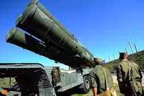 Nga tạm ngừng chuyển tên lửa S-400 cho Trung Quốc, vì sao?