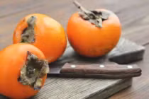 Những người tuyệt đối không nên ăn quả hồng, cố dùng là hại sức khỏe