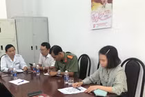 Bác sĩ thẩm mỹ đăng tin sai về virus corona, bị công an mời làm việc 