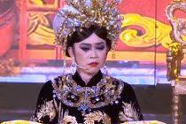 Sững sờ xem Hoài Linh giả gái trong "Tài tử tranh tài"