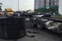 Sự cố giao thông hi hữu trên đại lộ hiện đại nhất Sài Gòn