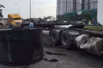 Sự cố giao thông hi hữu trên đại lộ hiện đại nhất Sài Gòn