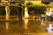 Hiện trường thương tâm 2 thi thể không nguyên vẹn bị bỏ mặc trong mưa