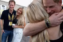 Những bóng hồng từng cặp kè với Hoàng tử Harry