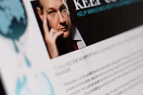 WikiLeaks tiếp tục tung tài liệu về Đảng Dân chủ