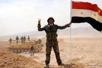 Chùm ảnh mới binh sỹ Syria trên chiến trường đánh IS