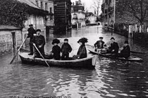 Trận lũ lụt ở Paris năm 1910 qua ảnh