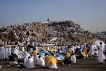 Chùm ảnh người Hồi giáo hành hương về thánh địa Mecca