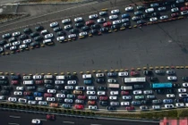 Trung Quốc: Xe hơi kìn kìn trở lại thành phố sau Tết