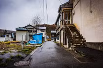 Cảnh tượng hoang tàn ở thị trấn ma Nhật Bản