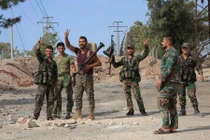 Chùm ảnh quân đội Syria thẳng tiến về cửa ngõ nam Aleppo