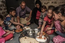 Ảnh: Cuộc sống khốn khó của dân Iraq chạy trốn IS