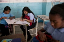 Khung cảng ảm đạm ở trường học Venezuela thời khủng hoảng