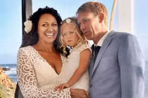 10 cuộc hôn nhân siêu kì quặc trên thế giới