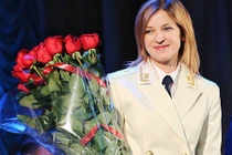 Nữ công tố viên Crimea xinh đẹp rạng ngời 