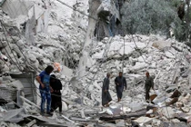 Chảo lửa Aleppo đổ nát trước loạt vụ không kích