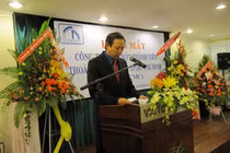 Cách chức, buộc thôi việc 8 “sếp” nhận lương “khủng“