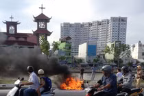 Xe Attila lưu thông vào hầm Thủ Thiêm, cháy kinh hoàng