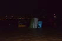 Tàu đâm chìm sà lan ở TP.HCM, 4 người được cứu