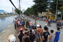 Đang tâm sự với người yêu, phát hiện xác chết