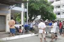 Nữ bệnh nhân nhảy lầu bệnh viện tự sát