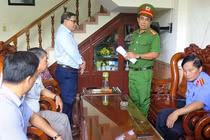 Bắt giam nguyên Chủ tịch huyện từng kêu oan