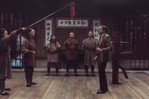 Cú đá “bá đạo” của Mr Bean