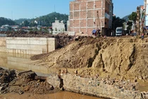 Cận cảnh dự án kè suối Nậm La nghi sử dụng sai nguồn vốn nhà nước