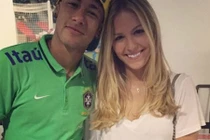 Neymar cặp kè với em gái tay vợt nữ số 1 Canada