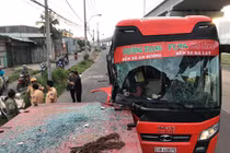 Loạt tai nạn nhà xe Phương Trang, khách sợ mất vía