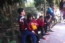 Trước giờ khai ấn đền Trần: Xe ôm cướp khách, ấn tín được tuồn ra ngoài